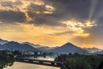 炭河千古情夕阳下的山水美景