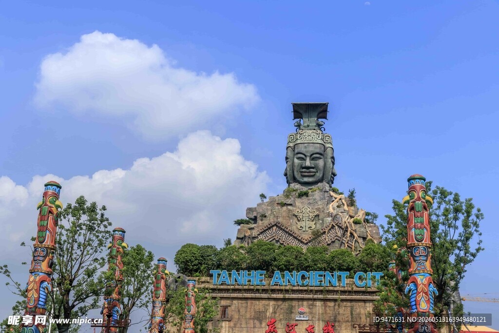 炭河千古情大门雕塑