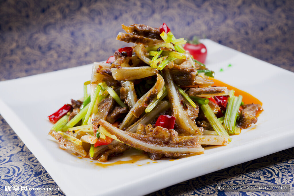 麦芹炒拆骨肉