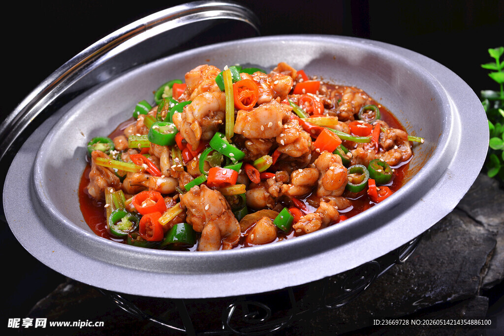 美味干锅牛蛙