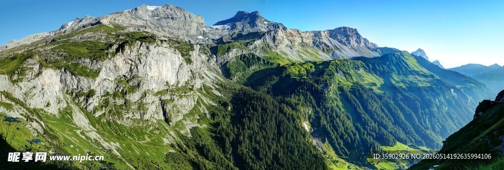 壮丽高山景观
