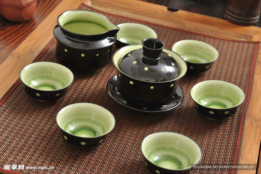 中式茶具套装典雅精致
