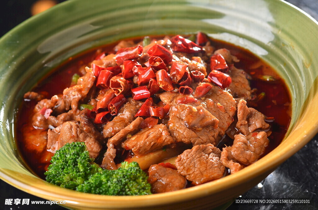 香辣美味红烧牛肉碗
