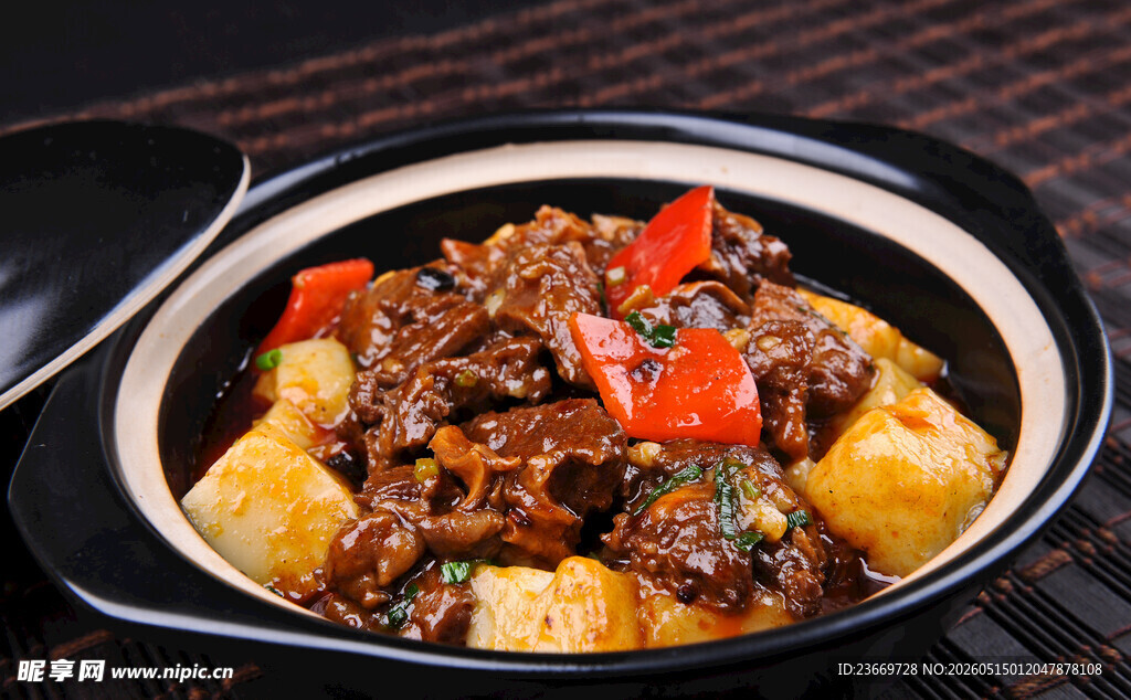 美味牛肉土豆煲