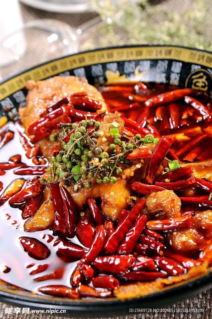 麻辣鲜香的特色水煮鱼