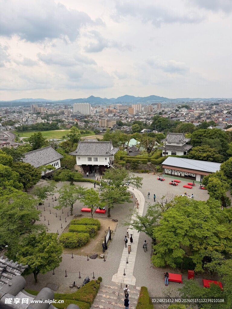 俯瞰中式园林景观