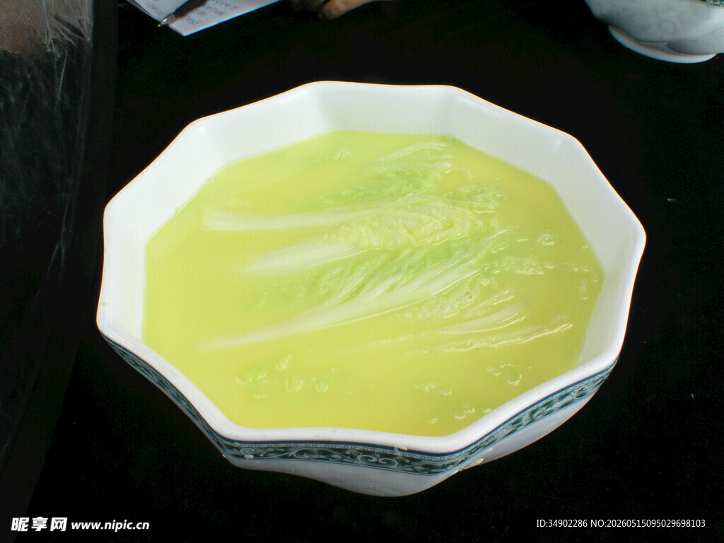 浓汤娃娃菜