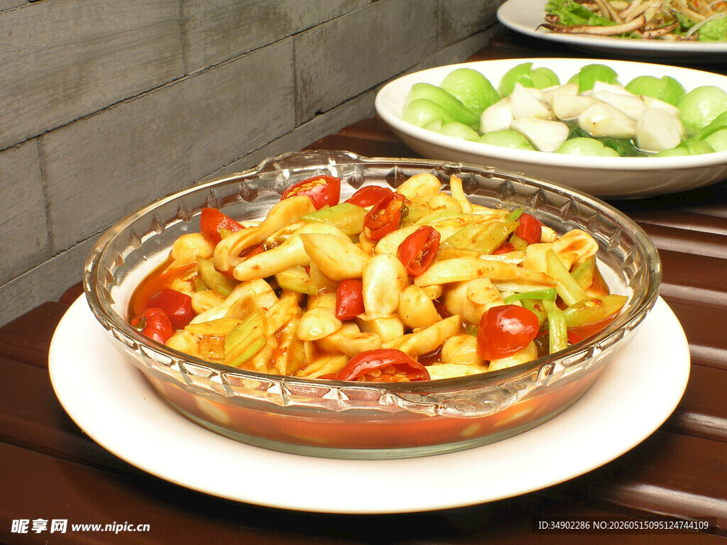 泡椒鸡腿菇