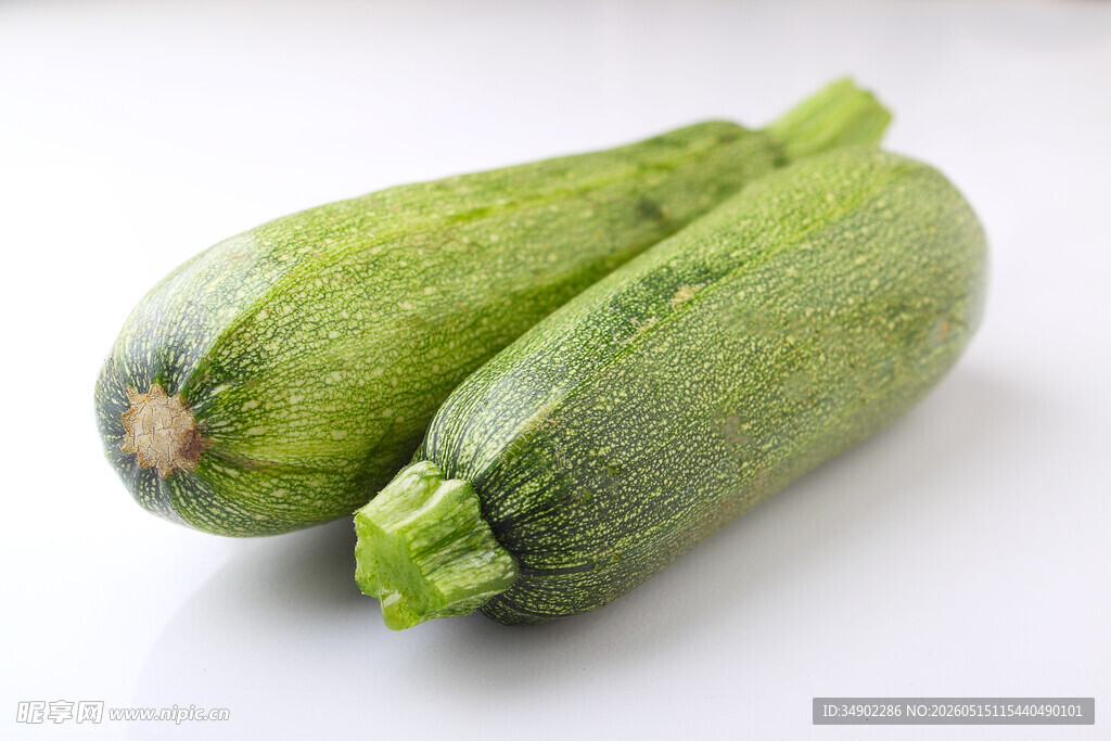 新鲜西葫芦