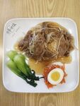 肥牛拌饭