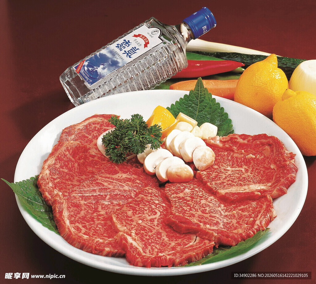 新鲜牛肉盘