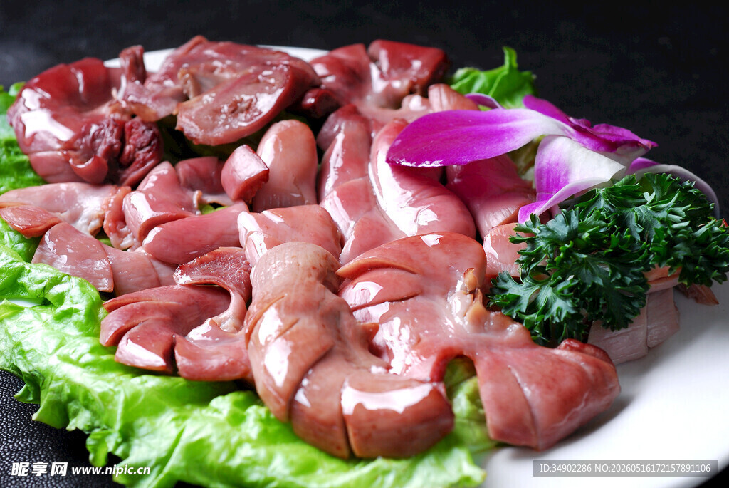 新鲜猪腰摆盘