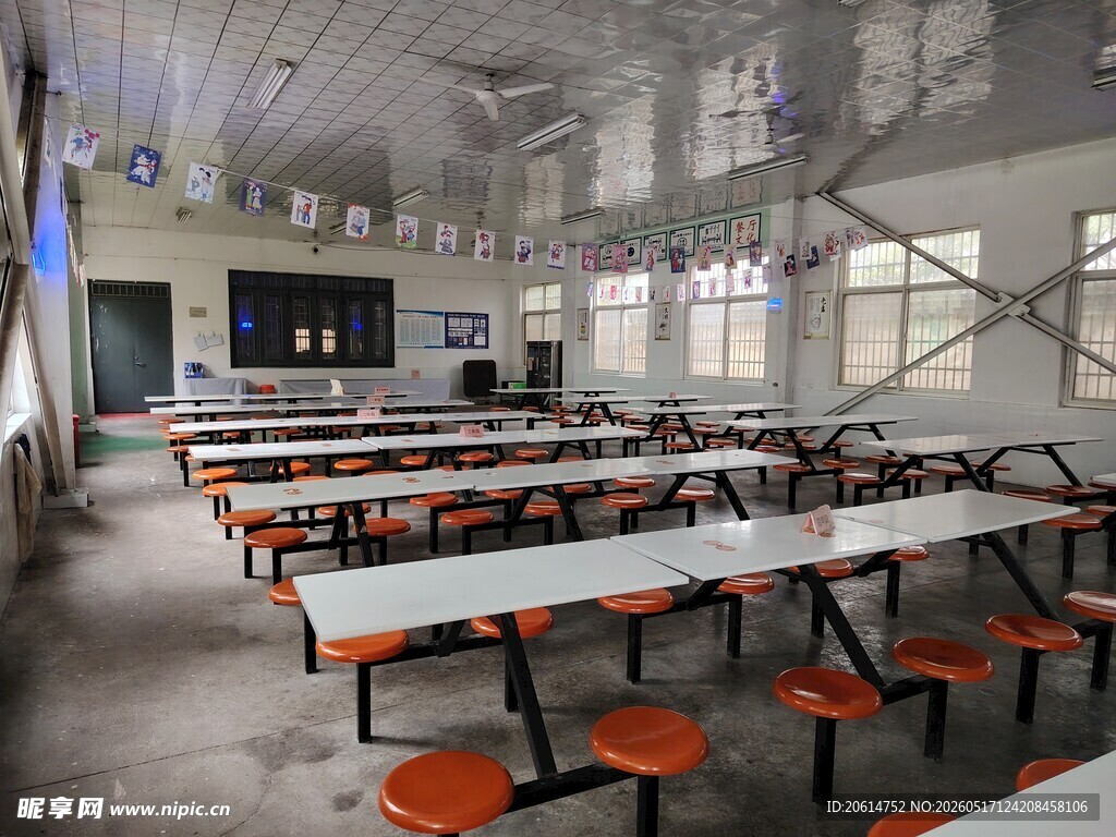 学生餐厅