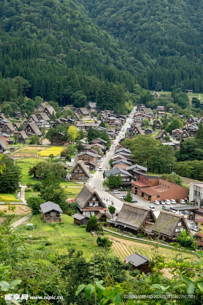 山间村落美景