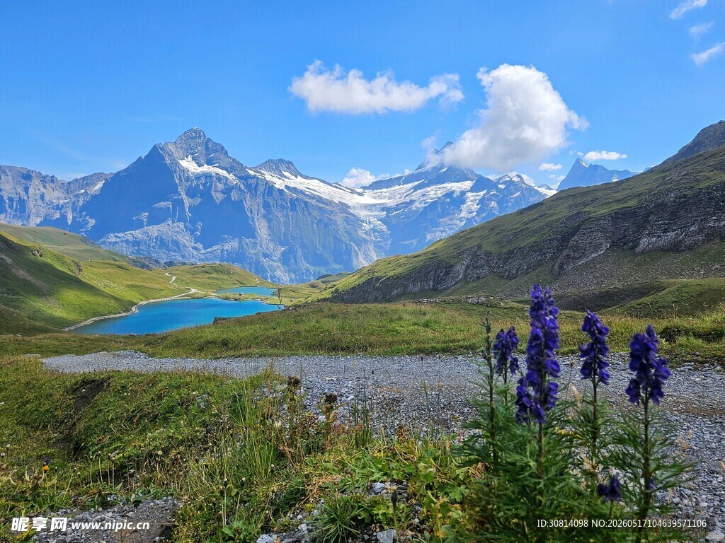 山间美景