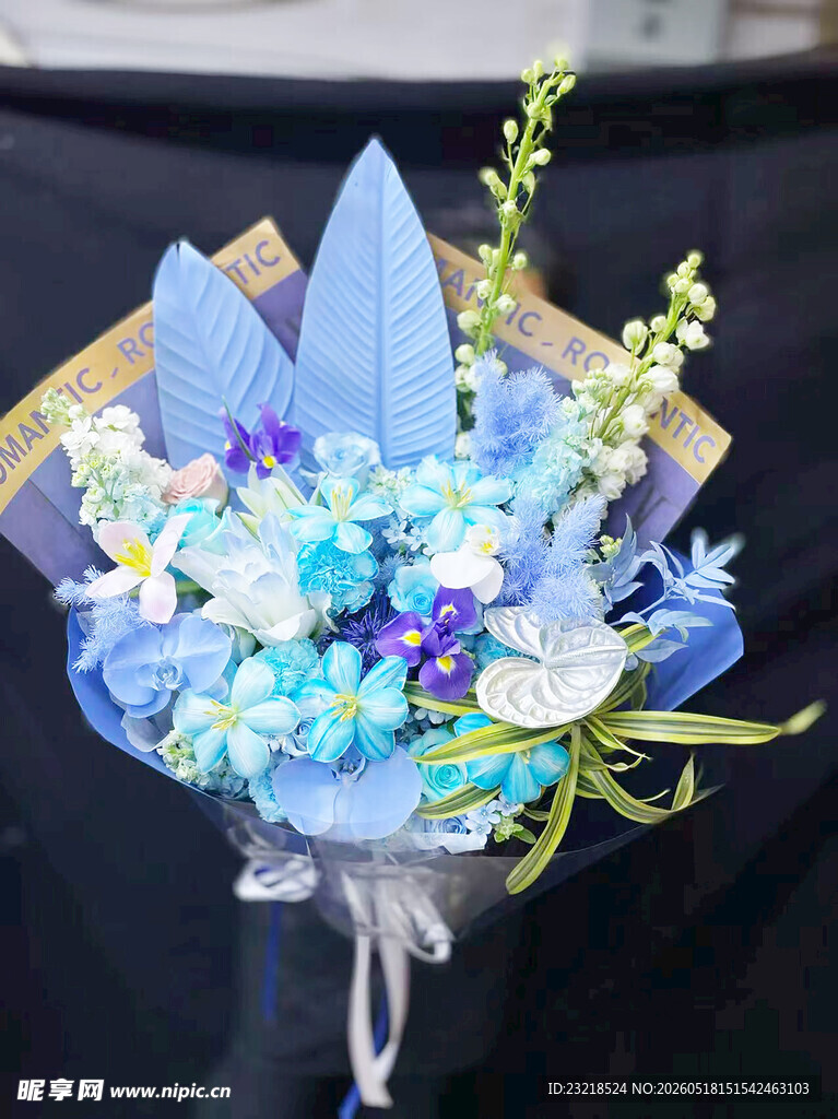 蓝色花束