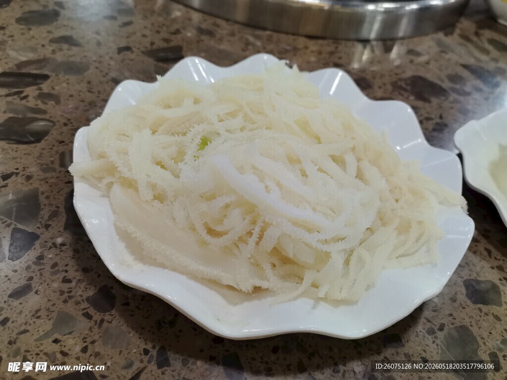 一盘白毛肚
