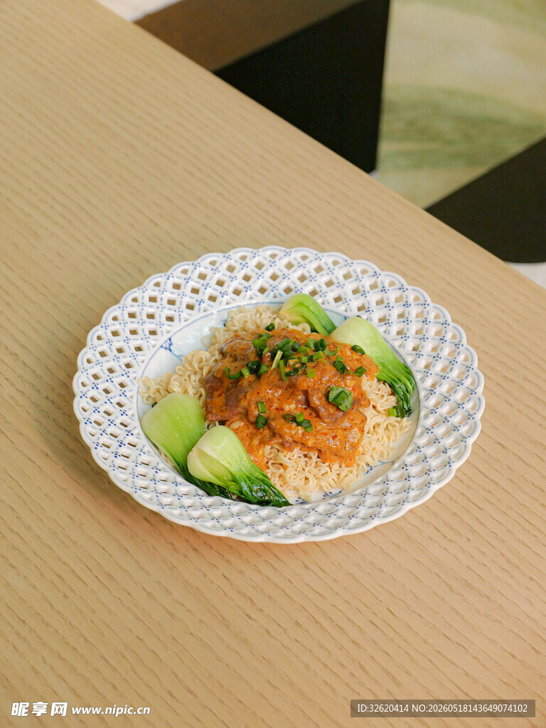 青菜拌面