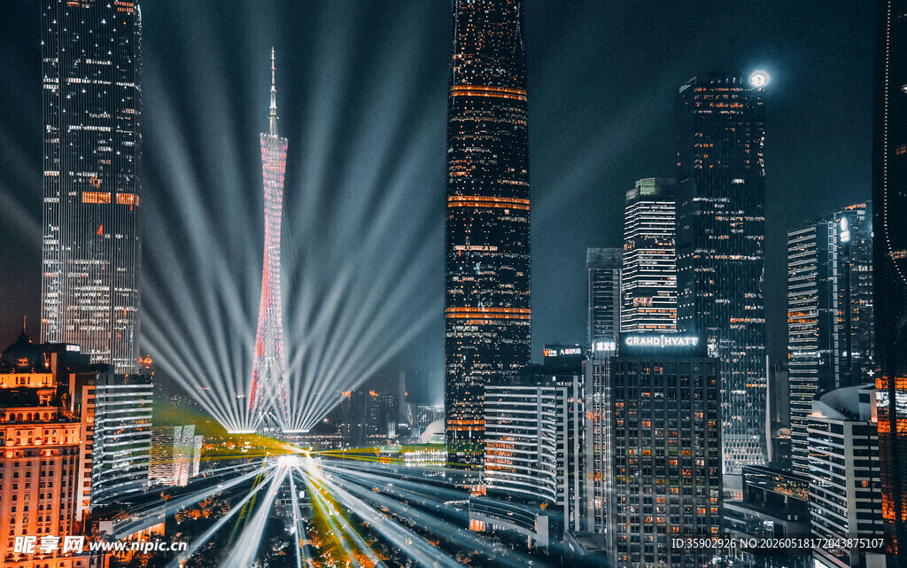 城市夜景灯光璀璨夺目