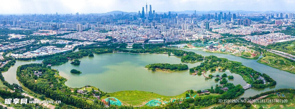 城市湖畔风光俯瞰图