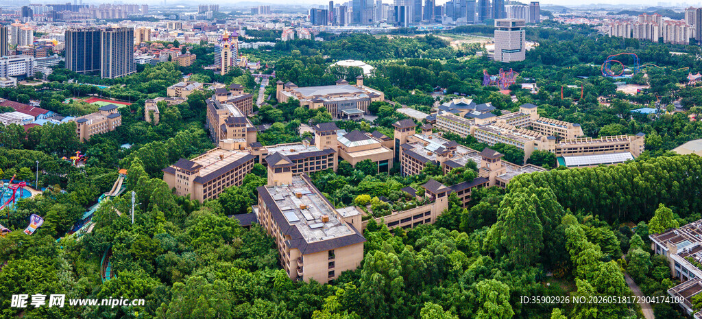 城市绿野中的建筑景观