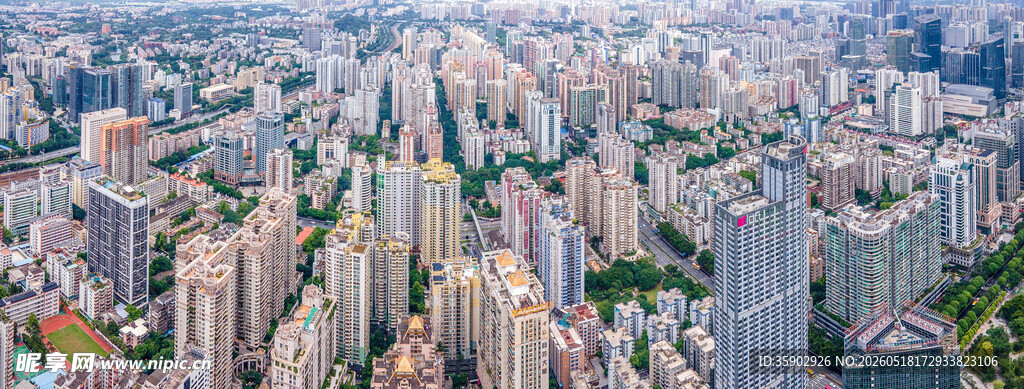 俯瞰繁华都市建筑群