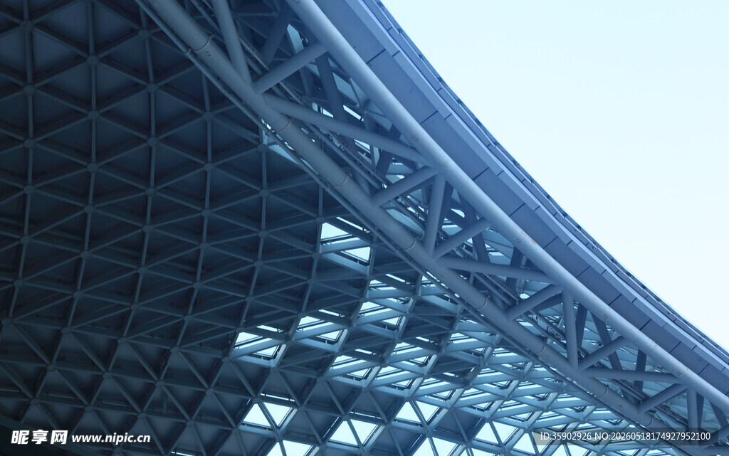 现代建筑灯具特写