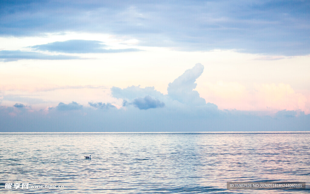 海上日落美景