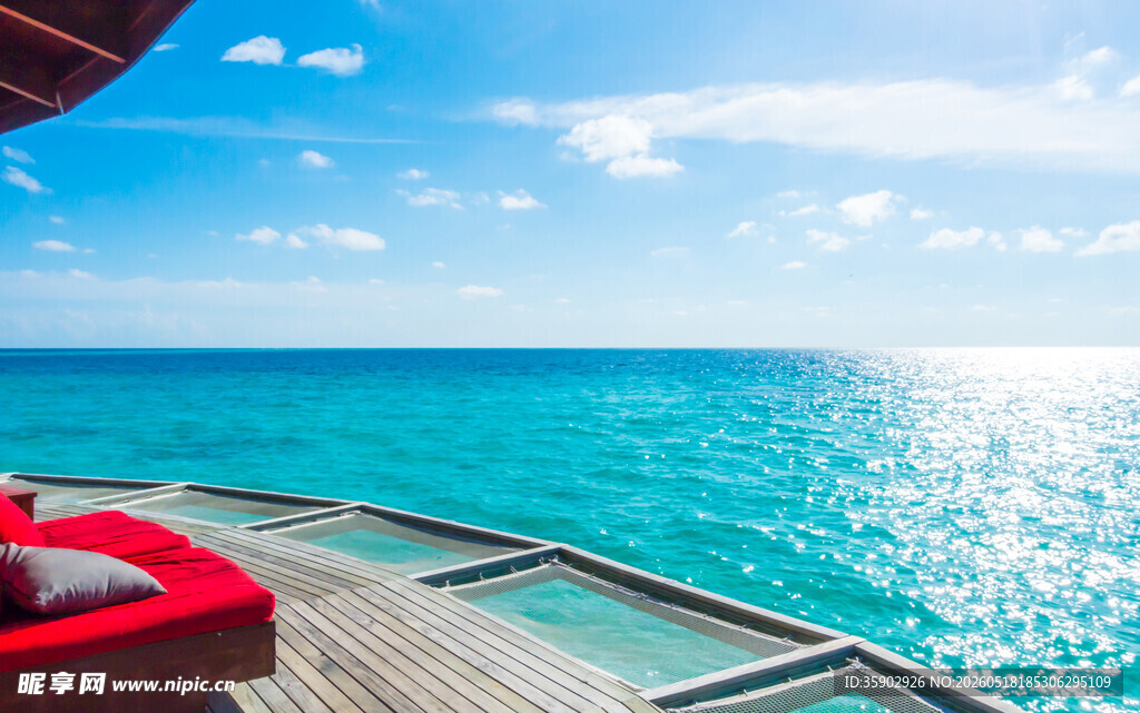 海上露台享绝美海景