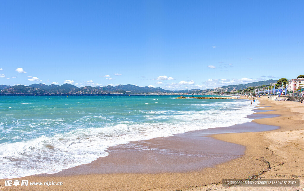 美丽海滨沙滩风景