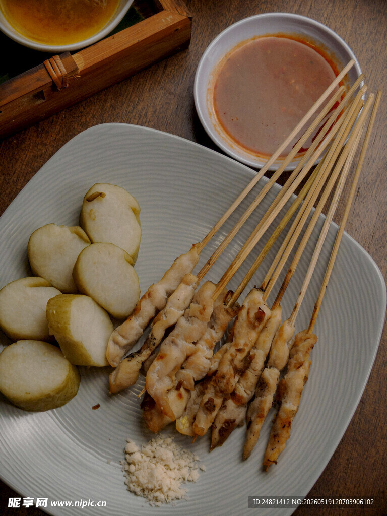美味烤串与特色配菜