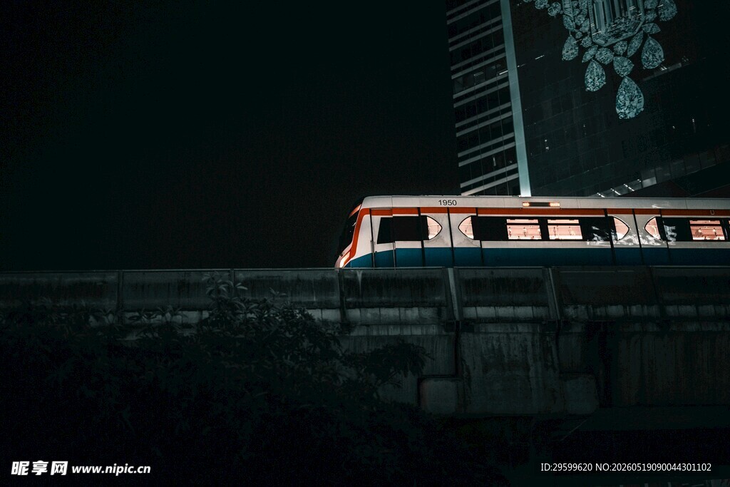 夜晚中的建筑景观