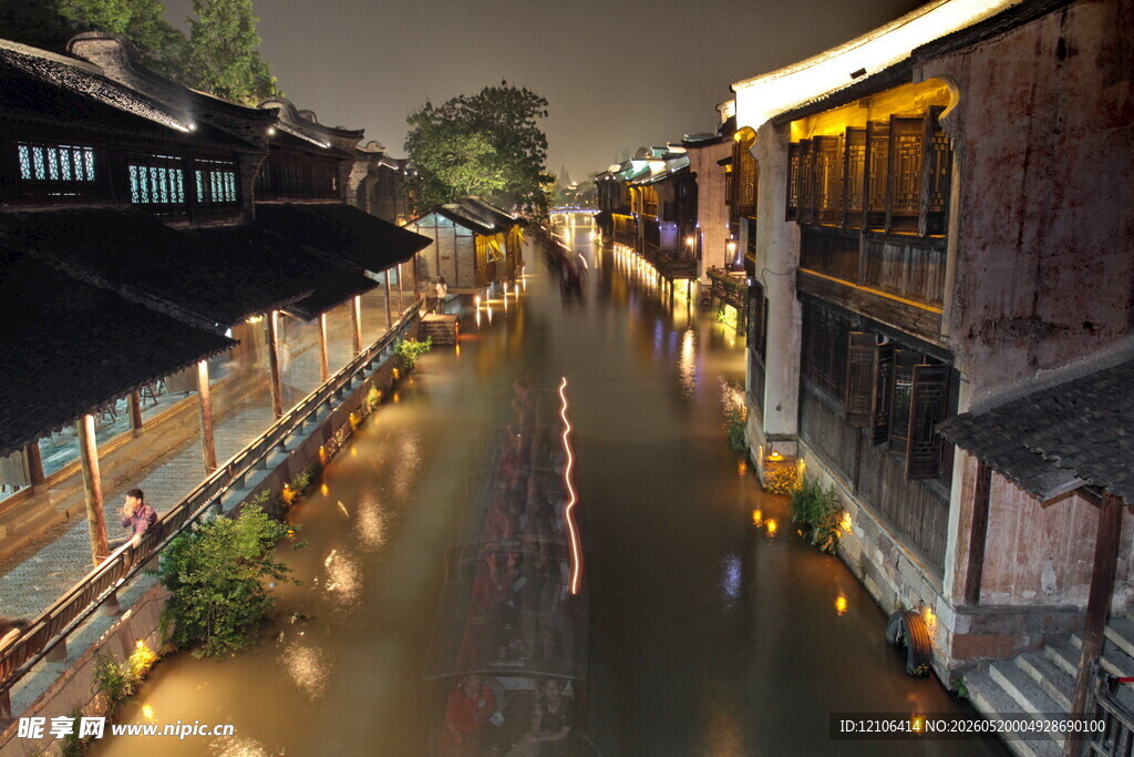 江南水乡夜景河道古建
