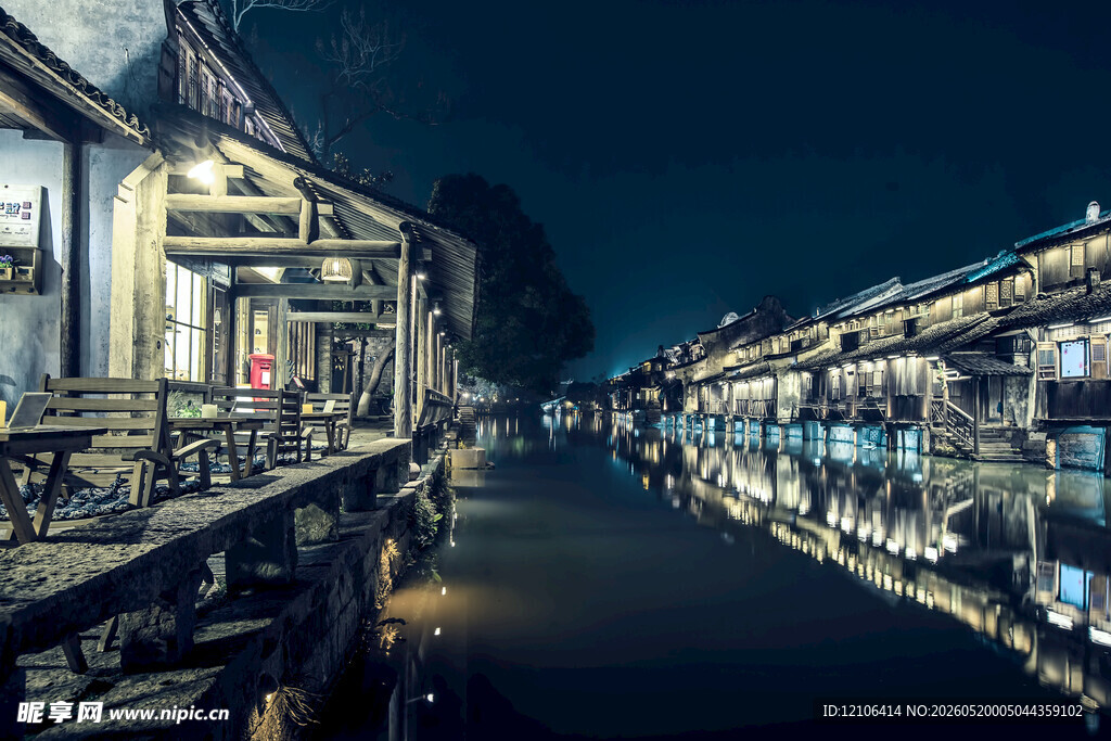 江南水乡夜景静谧美好