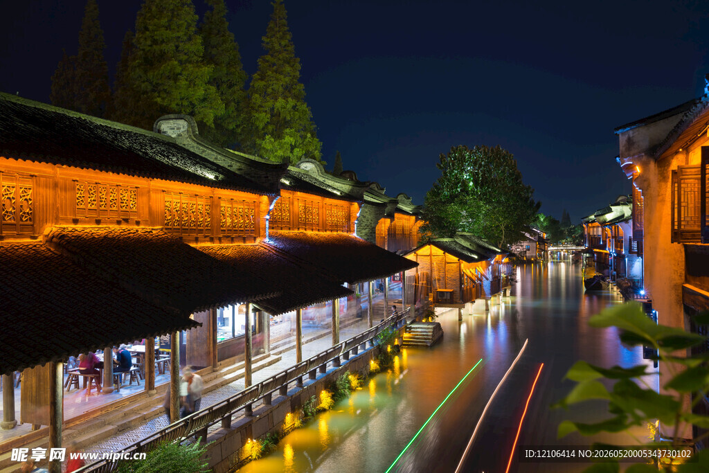 江南水乡夜景古桥流水人家