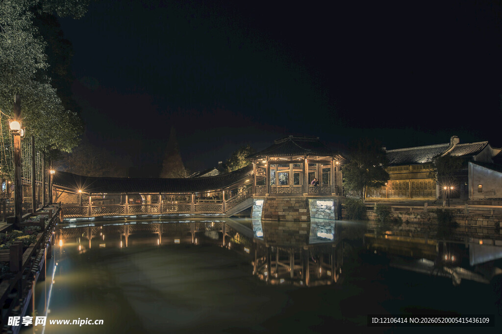 古镇夜景宁静水乡风光