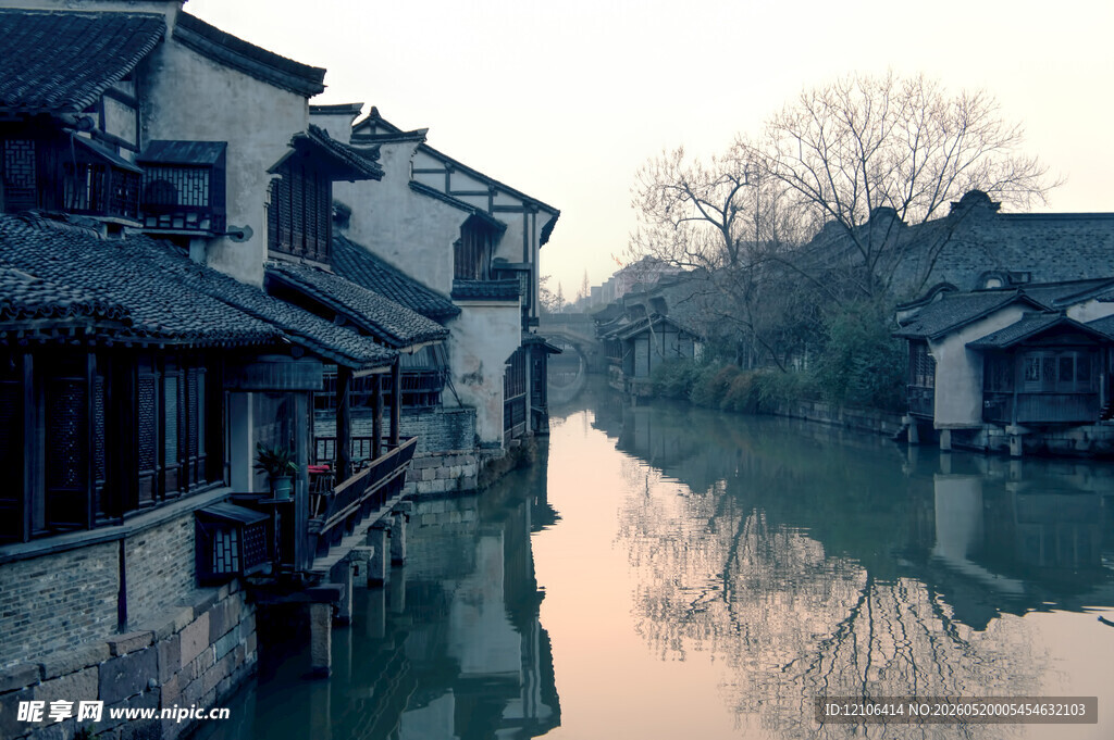 江南水乡古宅临水美景