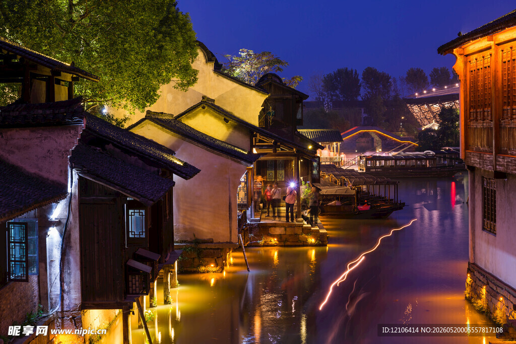 江南水乡夜景静谧美好