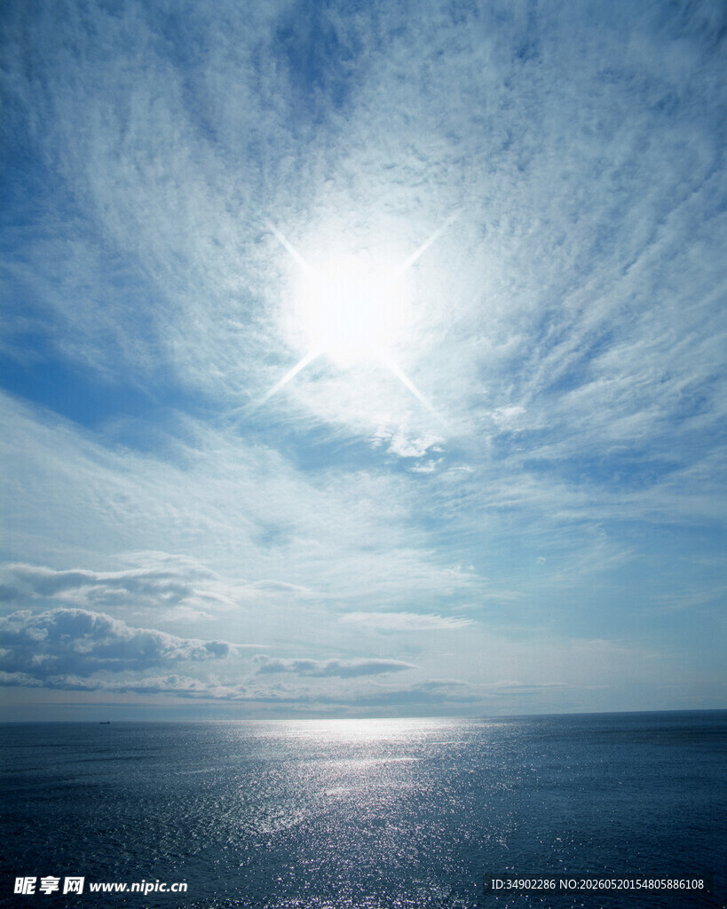 海上蓝天阳光美景