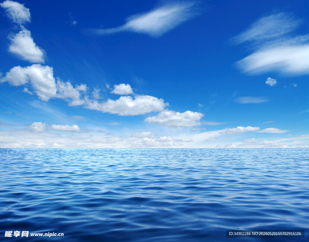 蔚蓝大海与晴空