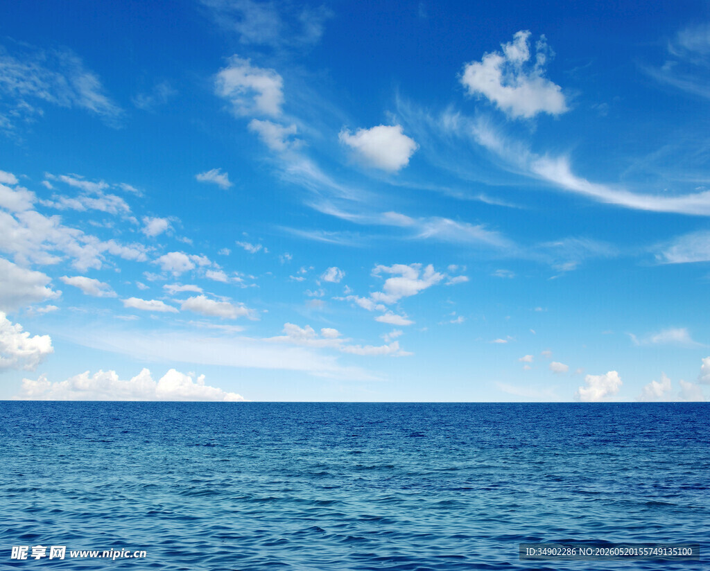 蔚蓝大海与晴空