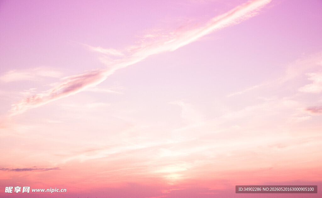梦幻粉紫天空日落美景