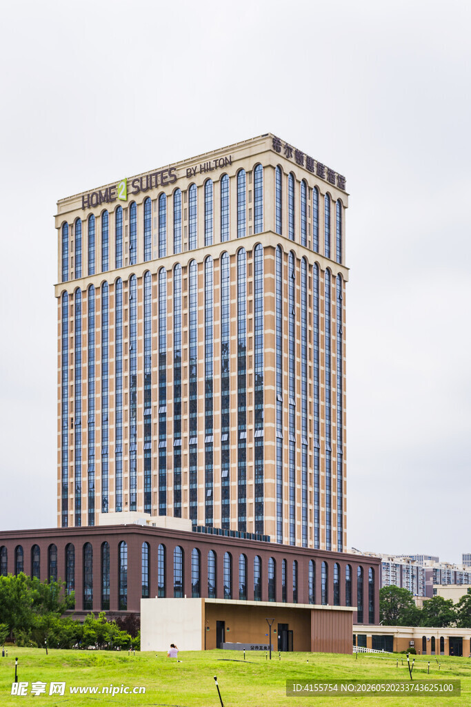 现代高楼大厦外观景色