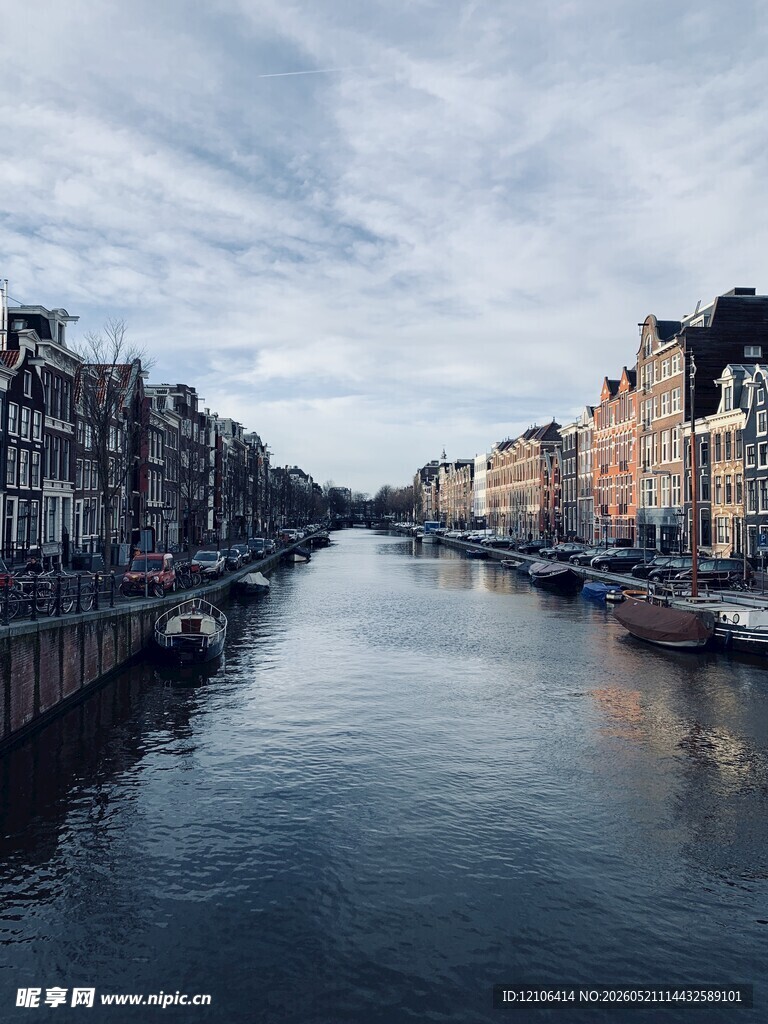 阿姆斯特丹河畔美丽景致