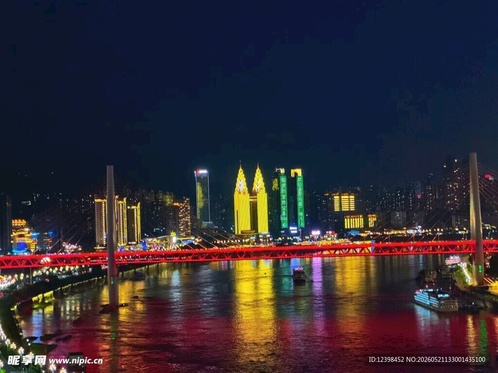 城市璀璨夜景跨江大桥