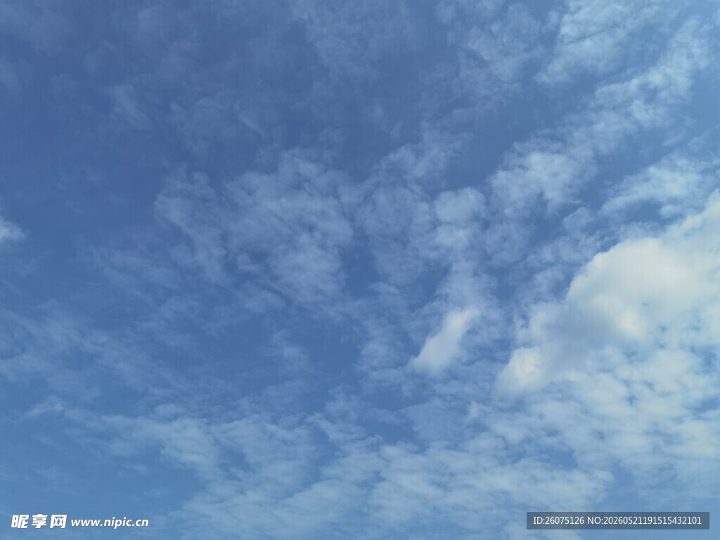蓝天白云美景