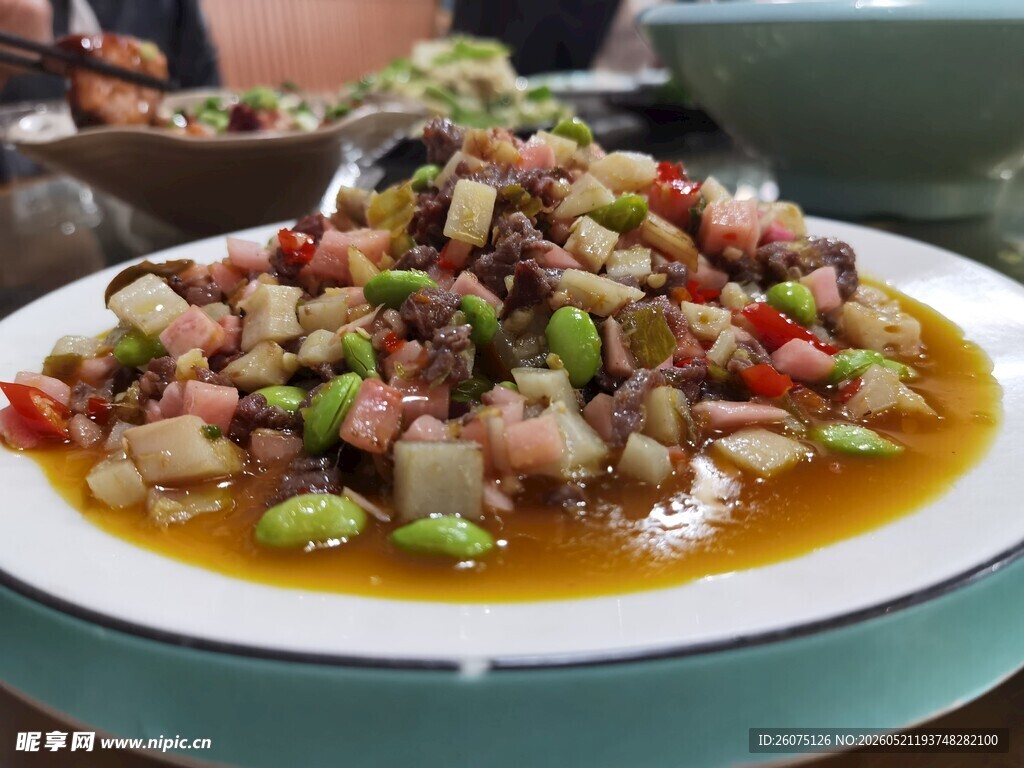 美味多彩的特色炒肉丁