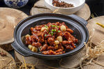 美味砂锅兔肉