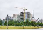 城市在建高楼与塔吊景观