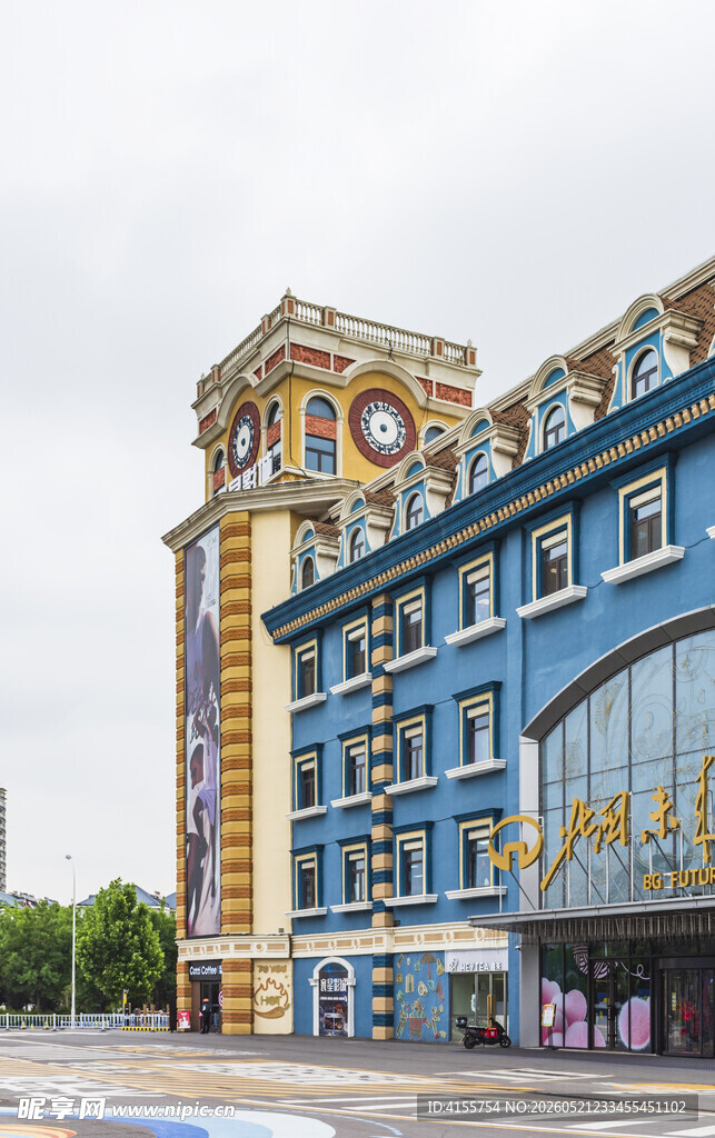 色彩绚丽的特色建筑群